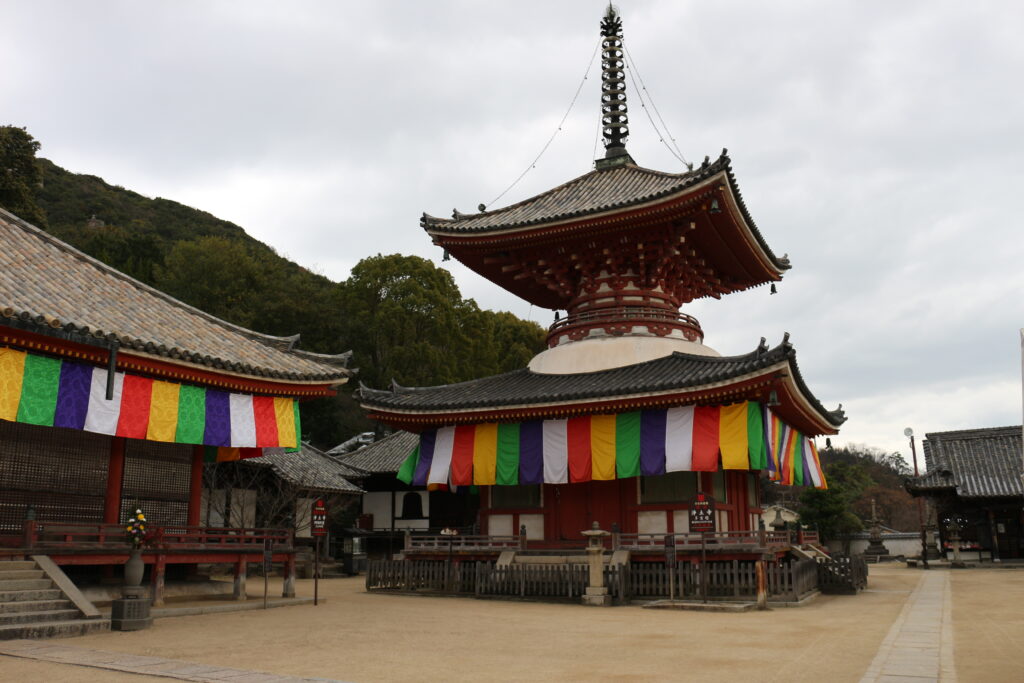 五色幕　寺院用仏具　仏旗　本堂幕　塔幕　正絹　化繊　釈迦如来　お寺　寺院　五色幕新調