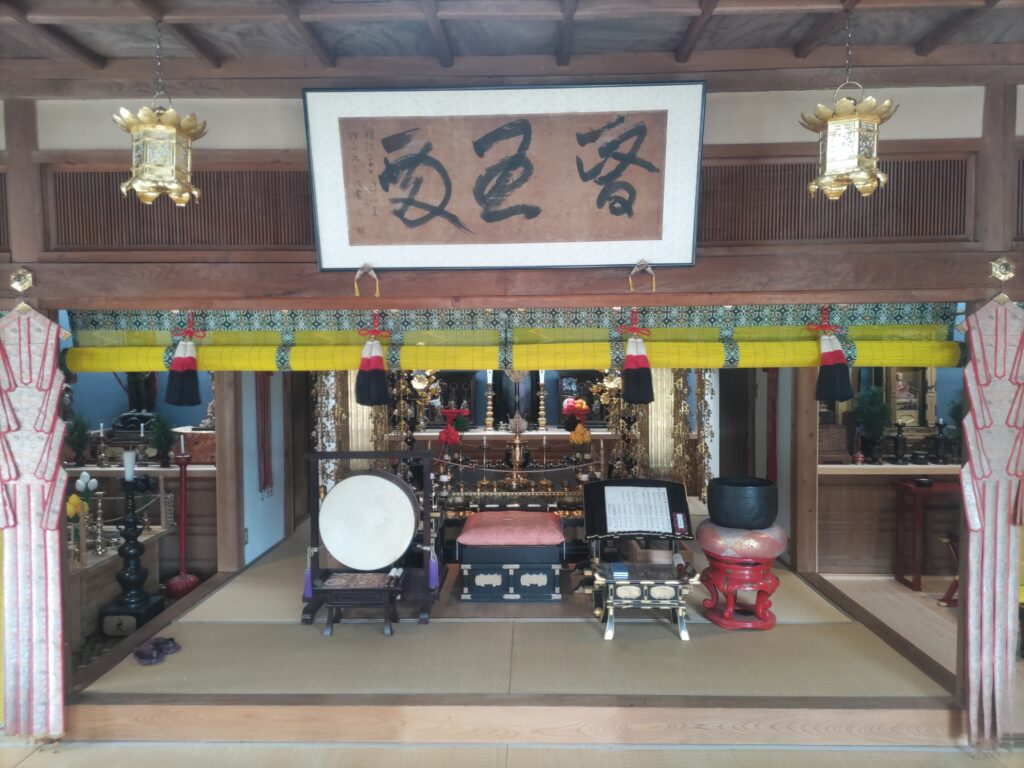 真言宗　寺院用　御簾新調　御簾オーダーメイド　仏具　寺院用仏具　御簾専門　修復　修理　愛媛県　松山市　仏具屋