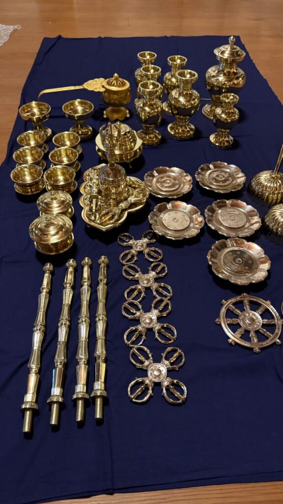 寺院用仏具 寺院用品 密教法具新品 密教法具修理 仏具修理 仏具新調 愛媛県仏具 松山市仏具 真言宗 法具磨き 仏具磨き 荘厳具 お寺