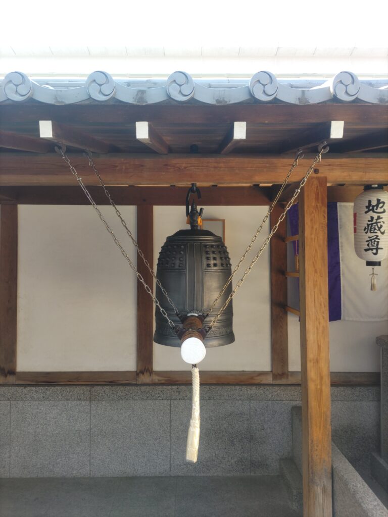 寺院用仏具　寺院用品　仏壇仏具　愛媛仏具　松山仏具　梵鐘　鐘　梵鐘新品　梵鐘修理　鐘楼　京都製　鋳造　