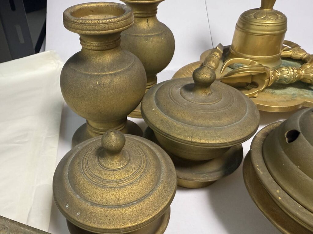 寺院用仏具 愛媛県仏具 松山市仏具 密教法具 密教専門 仏具新調 仏具修理 仏具直し 金メッキ直し 鍍金 メッキ 消し金メッキ 本金 セラミック加工 シリコン加工 京仏具 愛媛県松山市仏具