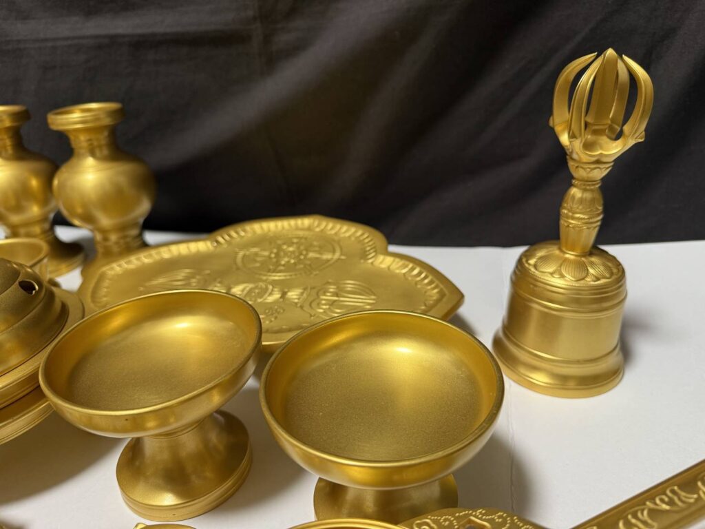 寺院用仏具 愛媛県仏具 松山市仏具 密教法具 密教専門 仏具新調 仏具修理 仏具直し 金メッキ直し 鍍金 メッキ 消し金メッキ 本金 セラミック加工 シリコン加工 京仏具 愛媛県松山市仏具