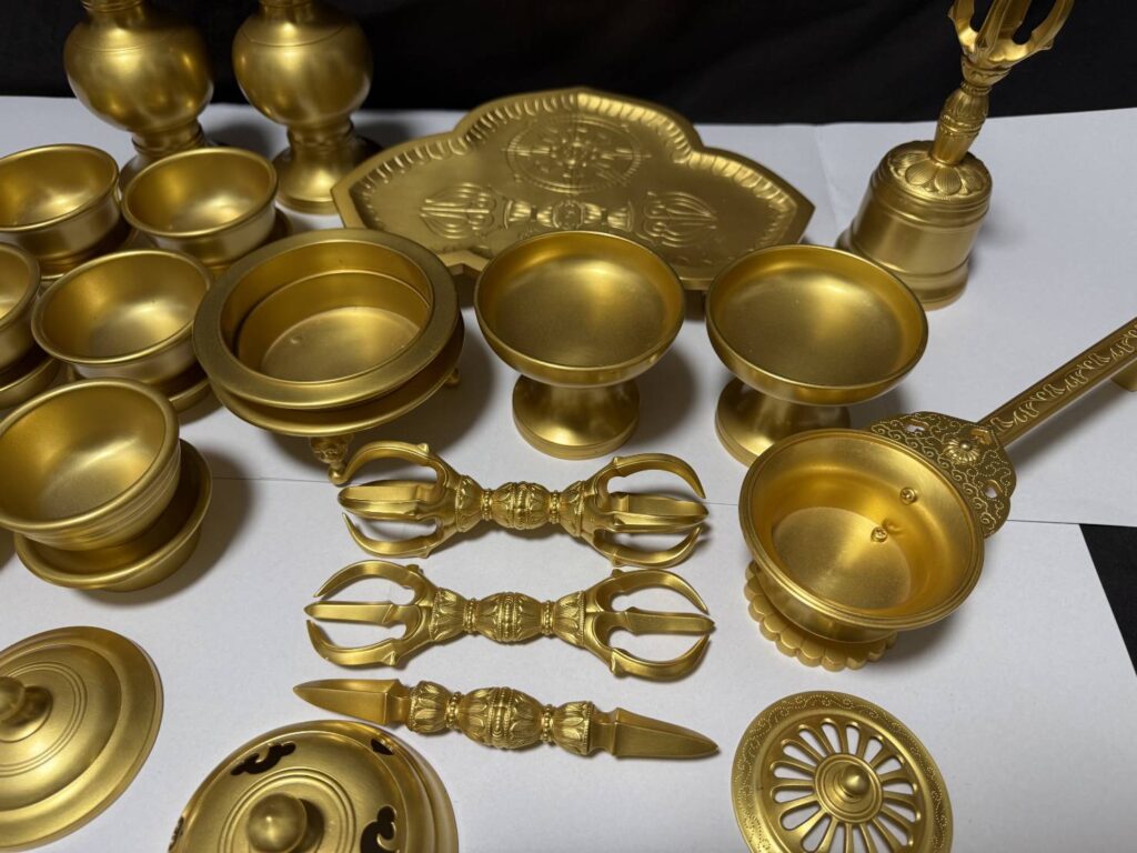 寺院用仏具 愛媛県仏具 松山市仏具 密教法具 密教専門 仏具新調 仏具修理 仏具直し 金メッキ直し 鍍金 メッキ 消し金メッキ 本金 セラミック加工 シリコン加工 京仏具 愛媛県松山市仏具