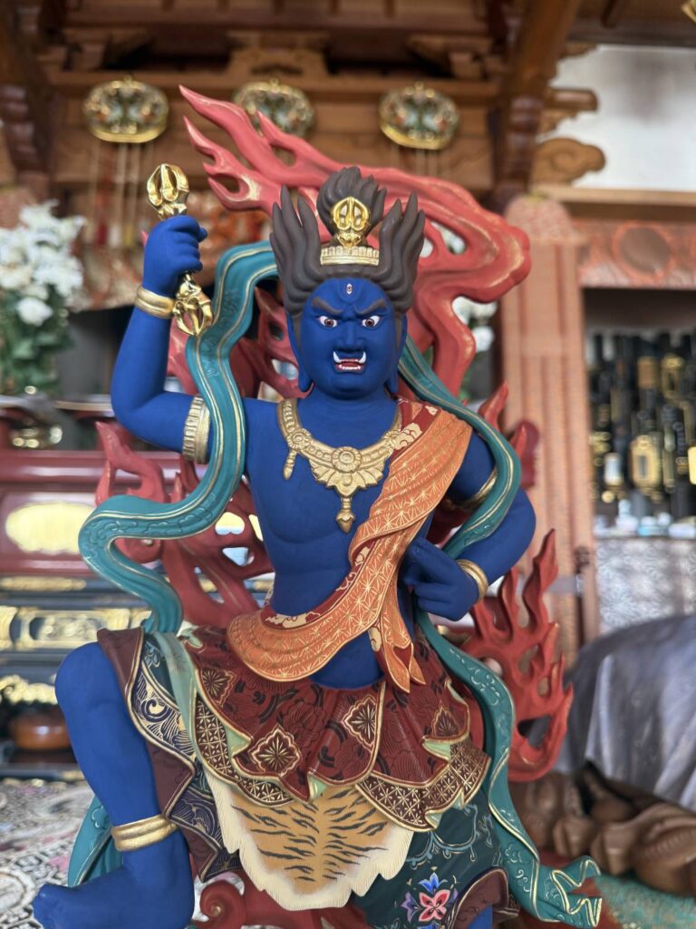 寺院用仏具　仏壇仏具　仏像新調　仏像修復　仏像修理　仏像直し　愛媛県仏像　松山市仏像　愛媛県松山仏像　愛媛仏具　松山仏具　密教法具　密教　お寺用仏具　お寺　真言宗　石鎚蔵王権現　石鎚山　