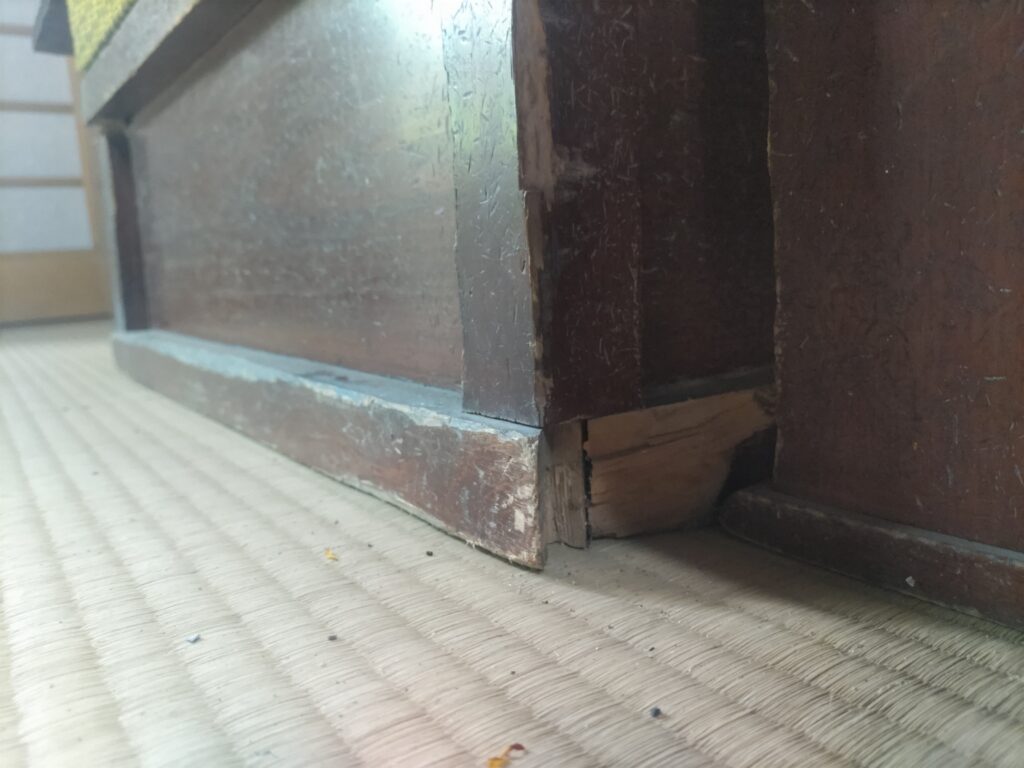 寺院用仏具　愛媛県仏具　松山市仏具　メッキ直し　仏具修理　仏具直し　仏具新調　密教法具　密教　真言宗　大壇　前具　前具一面器　セラミック加工　木製仏具　金箔押し　磨き直し　仏具磨き直し　仏具修繕　護摩具　不動明王　御本尊　仏像　仏像修理　